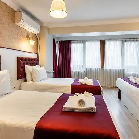 Hotel Cihangir Palace 3*