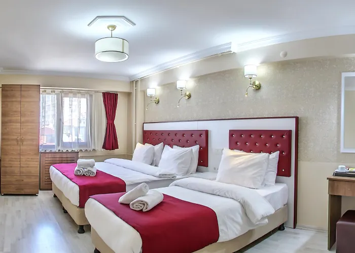 Cihangir Palace 3*