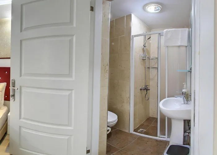 Cihangir Palace Hotel 3*