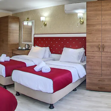 Cihangir Palace 酒店