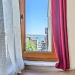 Cihangir Palace 3*