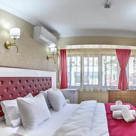 Szálloda Cihangir Palace Isztambul