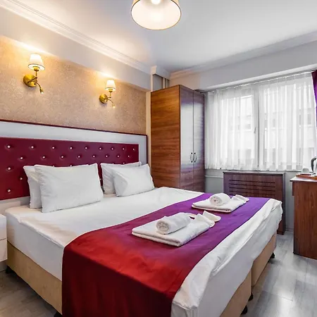 Hotel Cihangir Palace