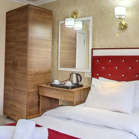 Hotel Cihangir Palace Istanboel