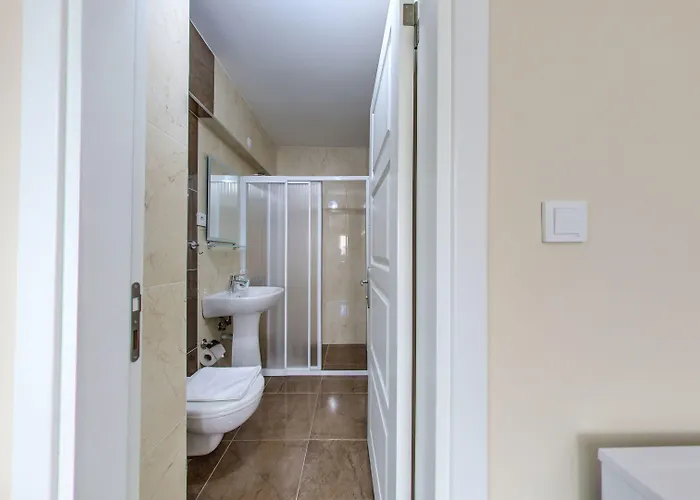 Cihangir Palace Hotel