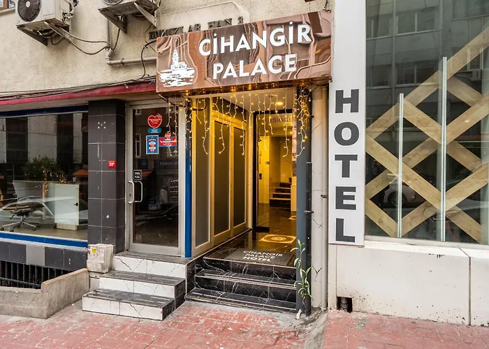 Cihangir Palace 3*
