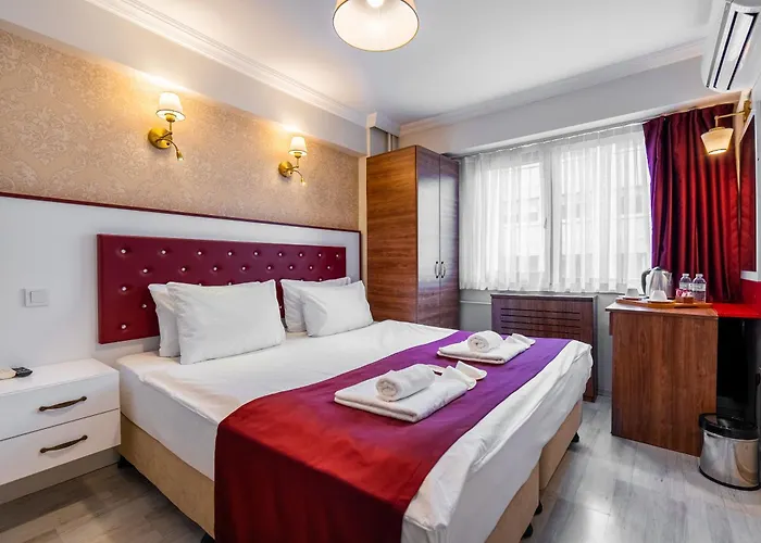Hotel Cihangir Palace