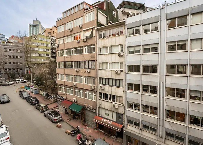 Hotel Cihangir Palace 3*