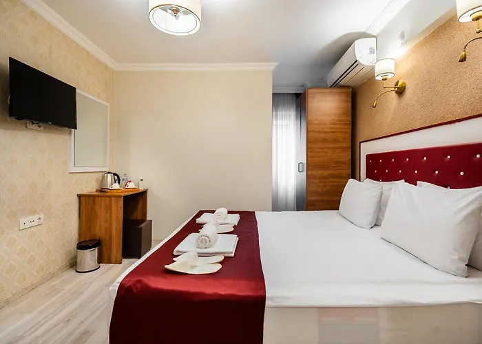 Hotel Cihangir Palace