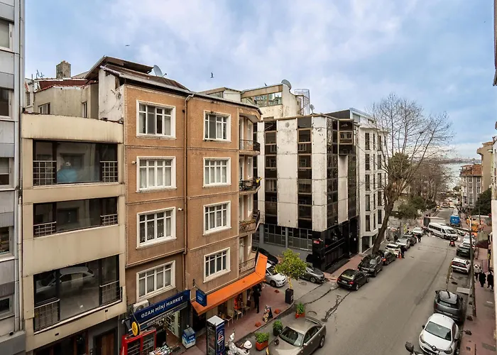 Hotel Cihangir Palace