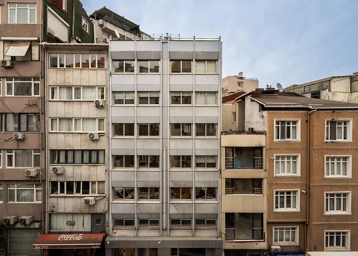 Hotel Cihangir Palace 3*