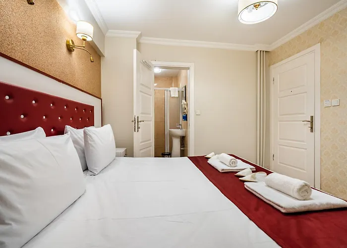 Hotel Cihangir Palace