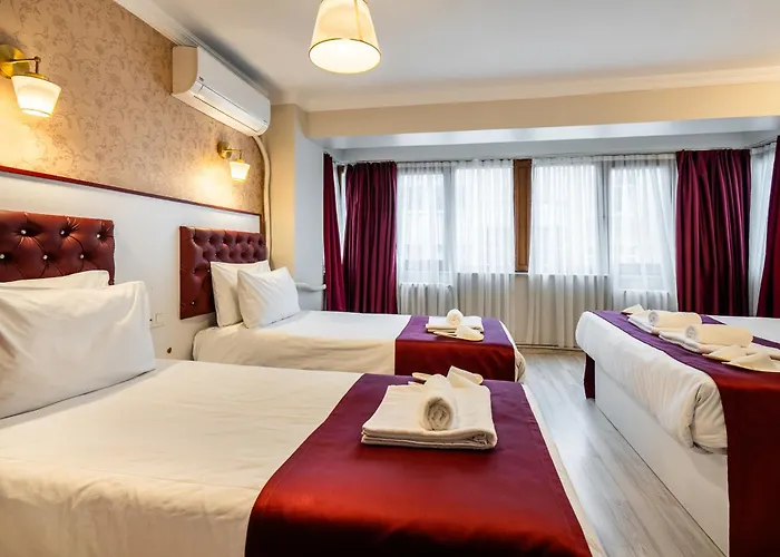 Hotel Cihangir Palace 3*